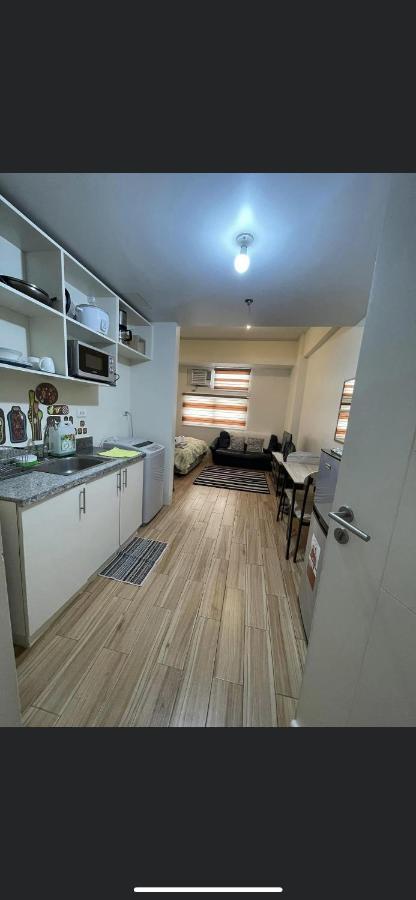 Khentdrick'S Place At Holland Park Southwoods Binan Exterior foto